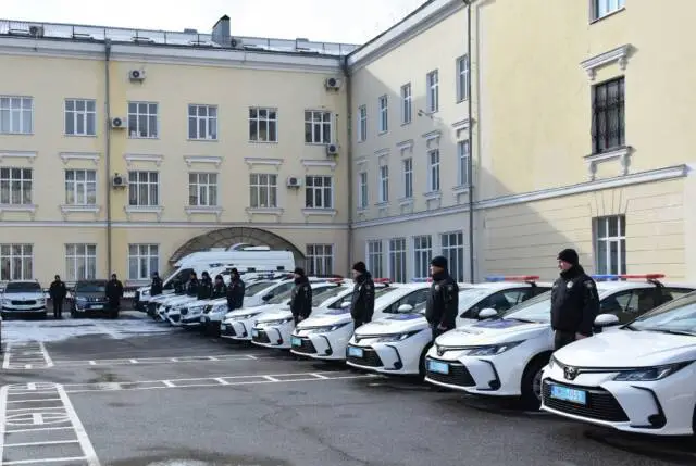 Правоохоронці Кіровоградщини отримали 14 нових службових автівок