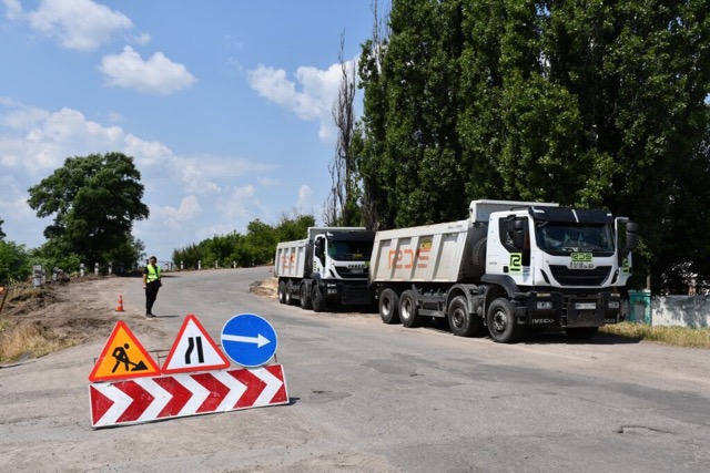 Розпочато ремонт дороги між селами Приютівка та Протопопівка на Кіровоградщині