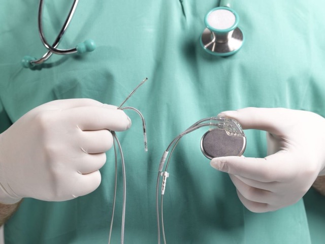 В Олександрійській лікарні почали встановлювати кардіостимулятори