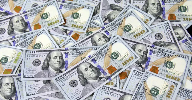 ПриватБанк дозволив купівлю валюти онлайн