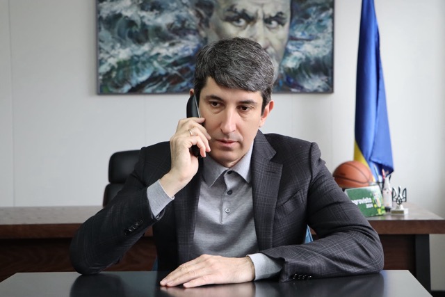 Сергій Кузьменко поспілкувався з містянами під час телефонного зв’язку
