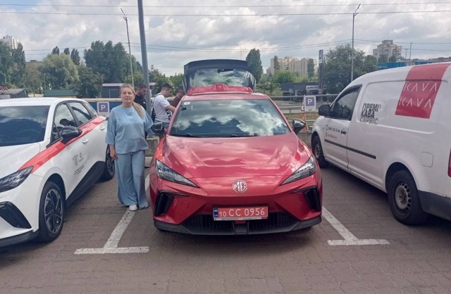 Кіровоградщина отримала чотири спецавтомобілі для медзакладів