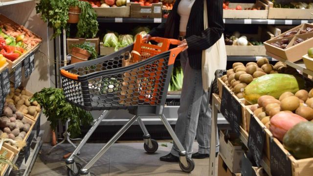 На Кіровоградщині зросли ціни на продукти, а одяг і транспорт подешевшали — інформує обласне управління статистики
