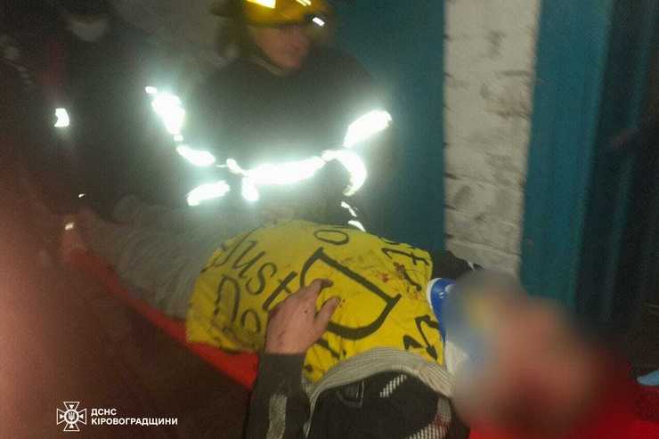 В Світловодську чоловік упав в шахту ліфта і травмувався