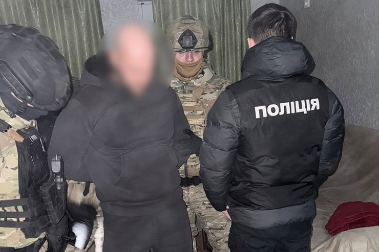 В Александрии вооруженная организованная преступная группа вымогала тысячи долларов несуществующих долгов: ее покрывали «криминальные авторитеты»