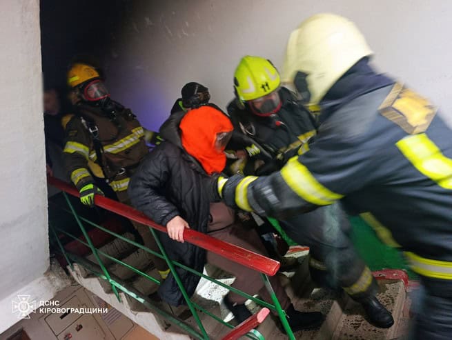 Пожар в Александрии: горела квартира в многоэтажке, эвакуировали 8 человек и 2 домашних питомцев