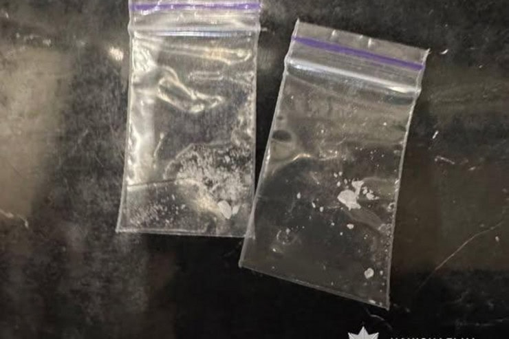 Поліцейські Світловодська затримали наркозбувача, який продавав метадон і канабіс