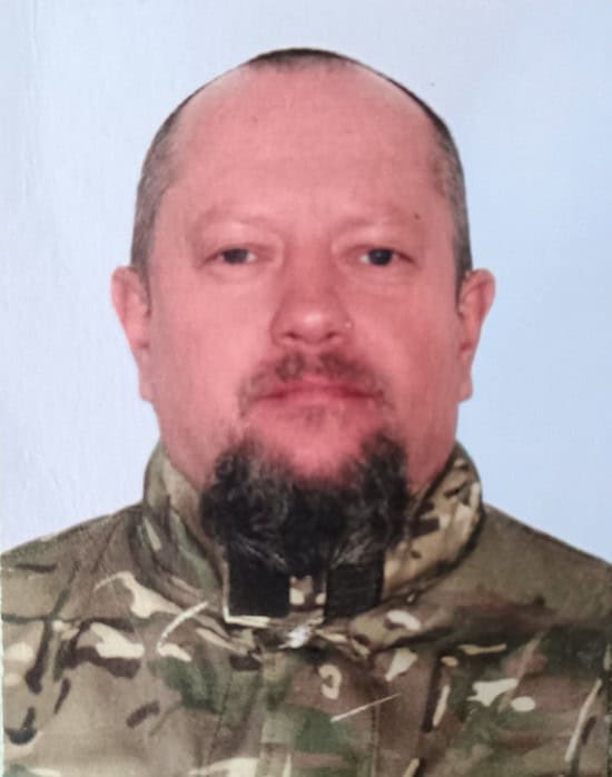 В Олександрії прощаються з загиблим військовим Геннадієм Березняком, який більше року вважався зниклим безвісти