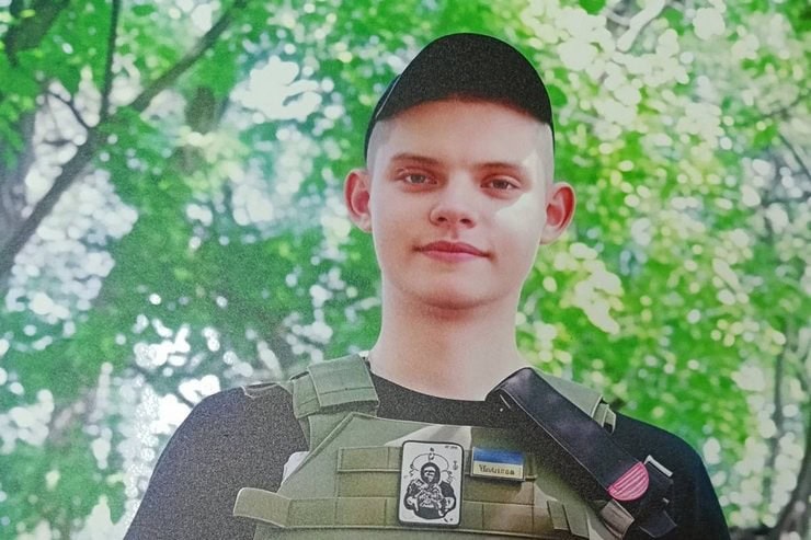 В Олександрії попрощалися з 20-річним переселенцем, який загинув, захищаючи Україну