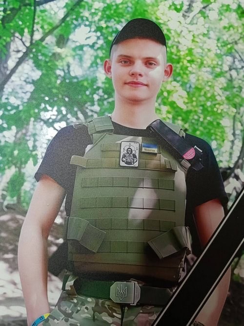 В Олександрії попрощалися з 20-річним переселенцем, який загинув, захищаючи Україну