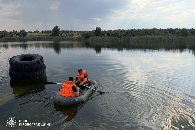 В Олександрійському районі чоловік пішов купатися до ставка і зник: тіло загиблого дістали з водойми водолази