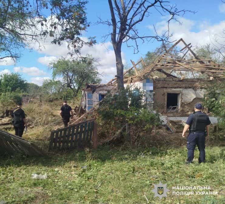 Наслідки обстрілу Олександрійського району сьогодні: зруйновані та пошкоджені будинки