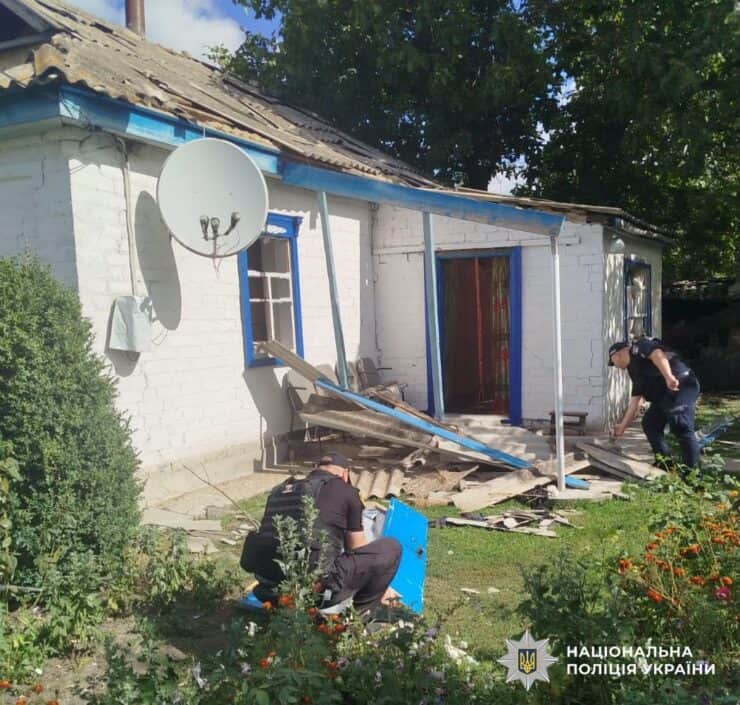 Наслідки обстрілу Олександрійського району сьогодні: зруйновані та пошкоджені будинки