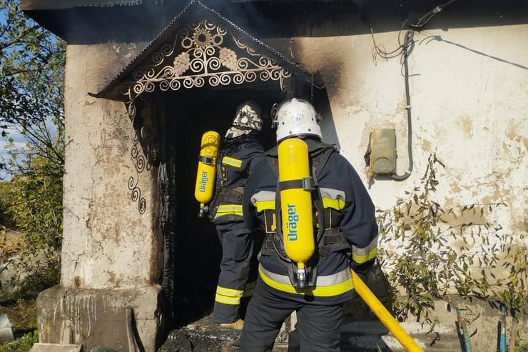 Під час пожежі в Олександрійському районі загинула жінка