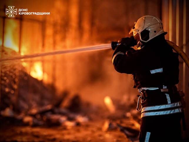 Обстріл Олександрії сьогодні: “приліт” по підприємству, є загиблі, поранені та зниклі безвісти