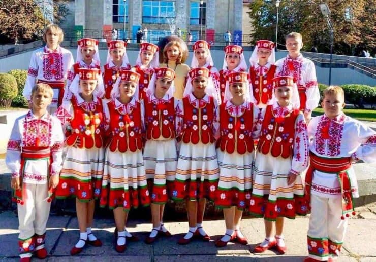 Фестиваль хореографічного мистецтва «Барви рідної землі» у Світловодську зібрав понад 1200 учасників та 80 тисяч гривень для ЗСУ